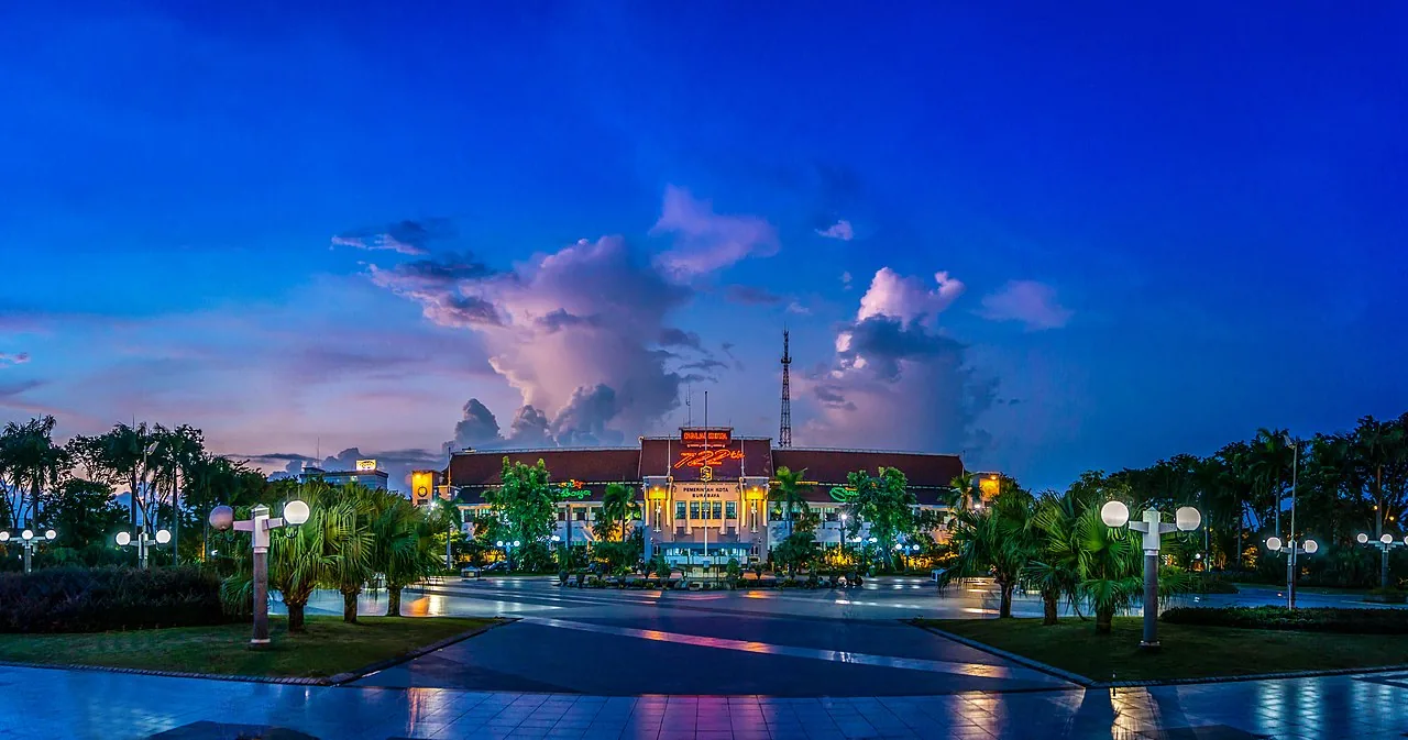 Surabaya. Foto : wikimedia.org